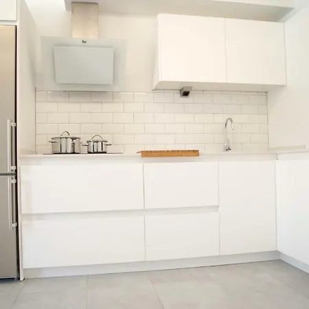 Apartment Apartamento Aloe 2 Dormitorios 4p Piscina Wifi By Lightbooking